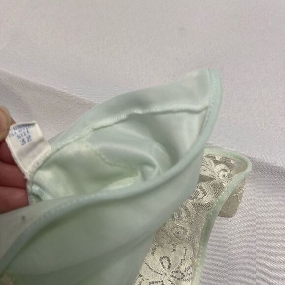 Vanity Fair VTG Light Green Lacey Chiffon Tricot Nylon Nightgown Size 32 Small - Picture 5 of 11